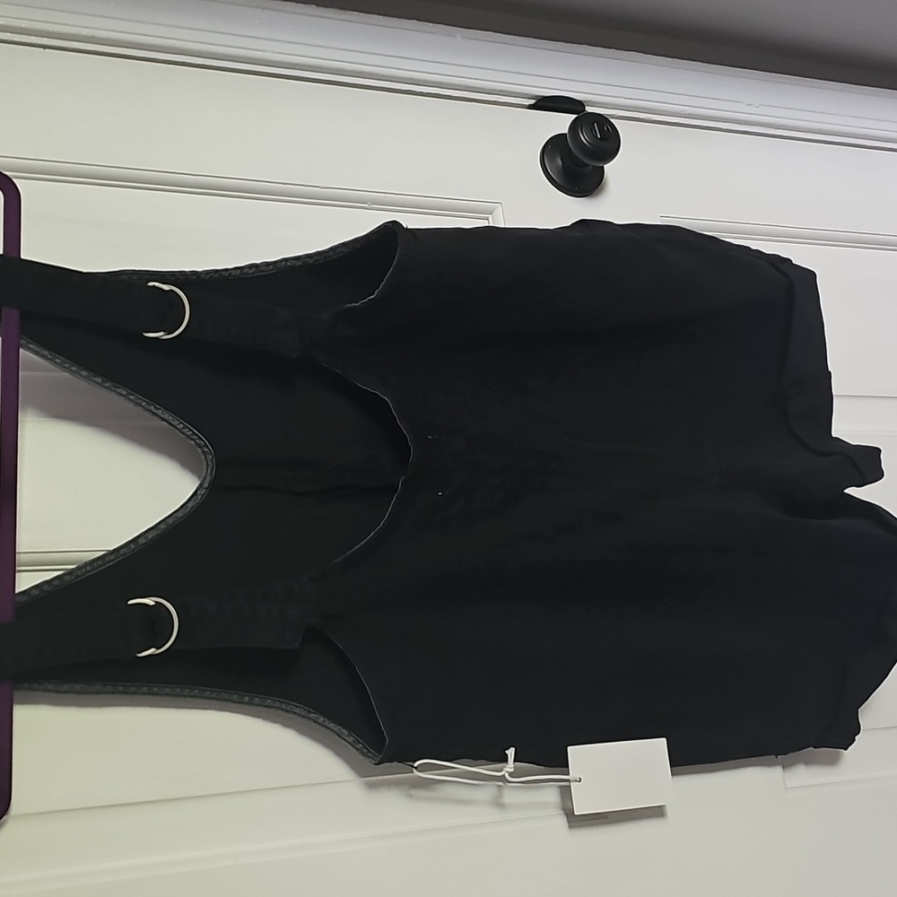 NWT Zenana Washed Black V-Neck Denim Romper Front Pockets - Picture 4 of 9